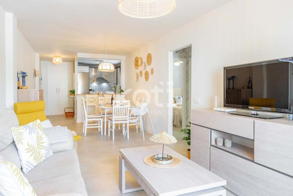 Koti - Playa Santa Ana Apartament *